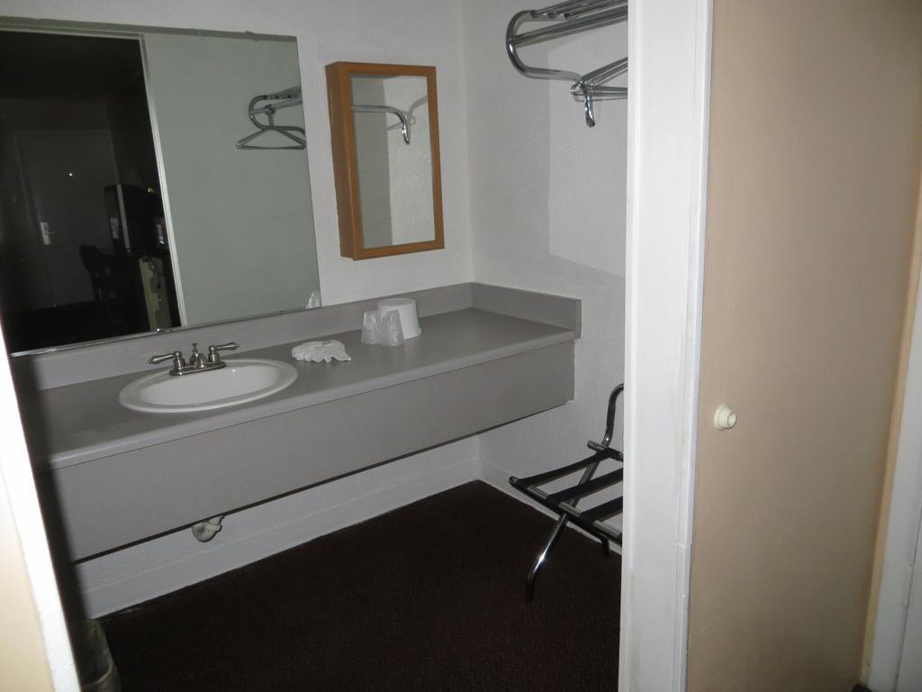 Double Room - Disability Access/Non-Smoking