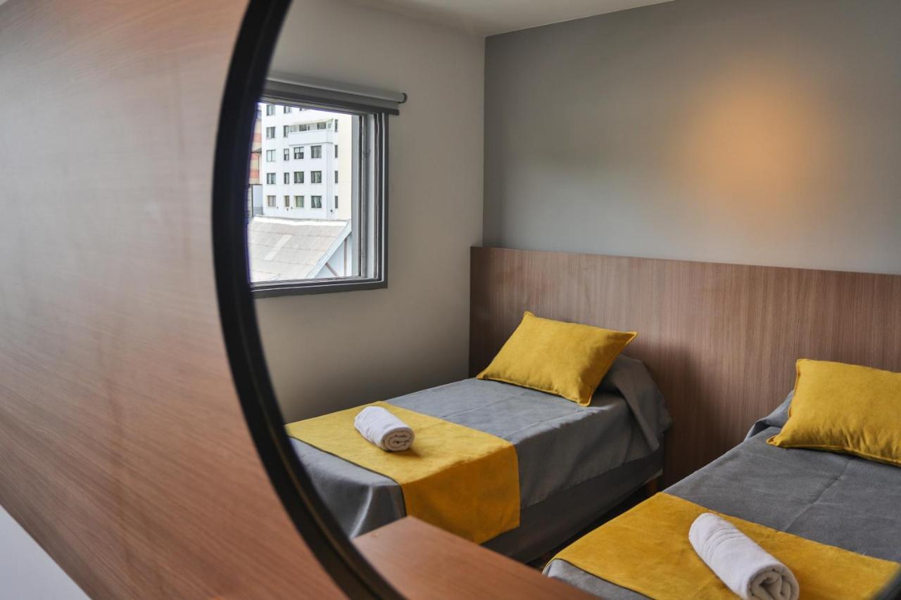 Quarto Duplo