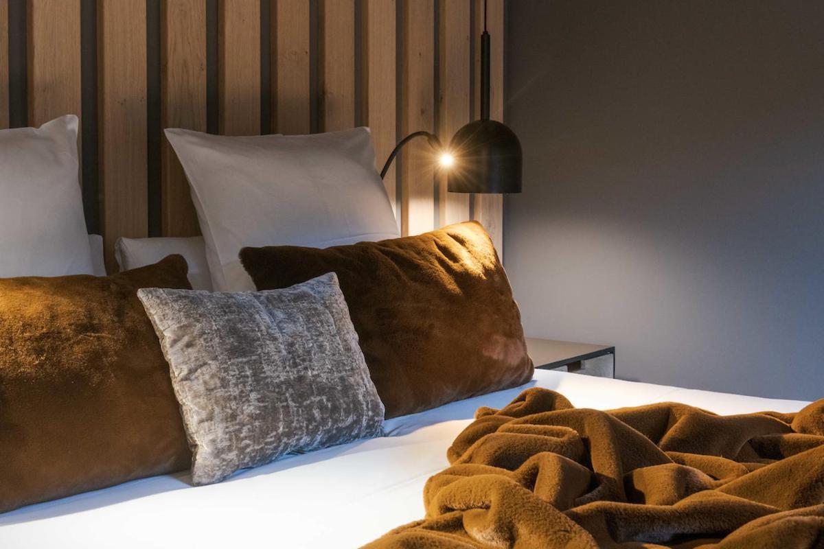 Superior Double or Twin Room Mountain View