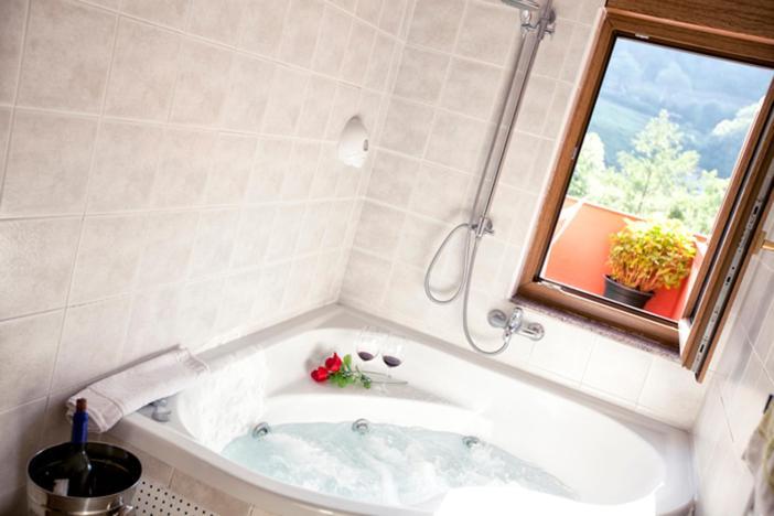 Double Room Spa Bath