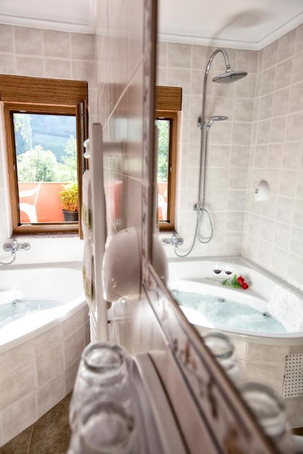 Double Room Spa Bath