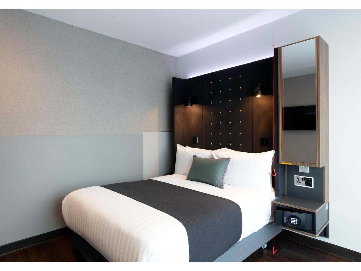 Accessible Double Room Window