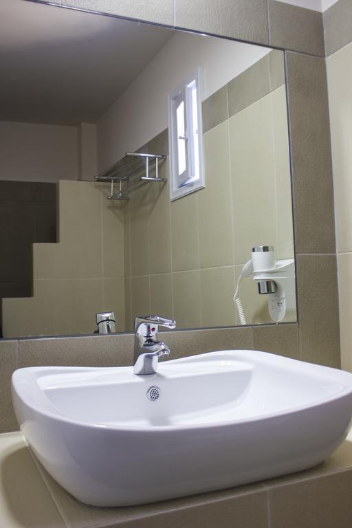Standard Triple Room,117700012:JPEG