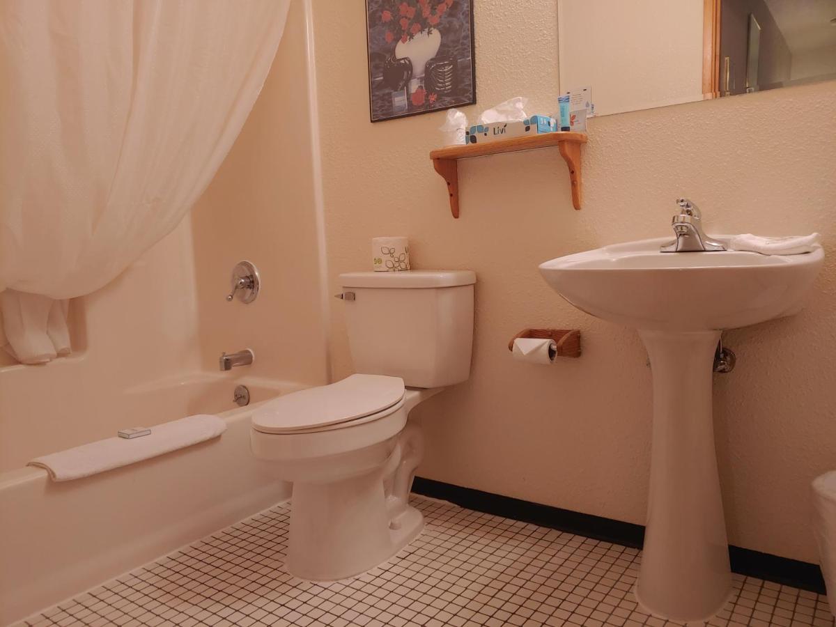 Queen Room with Sea View