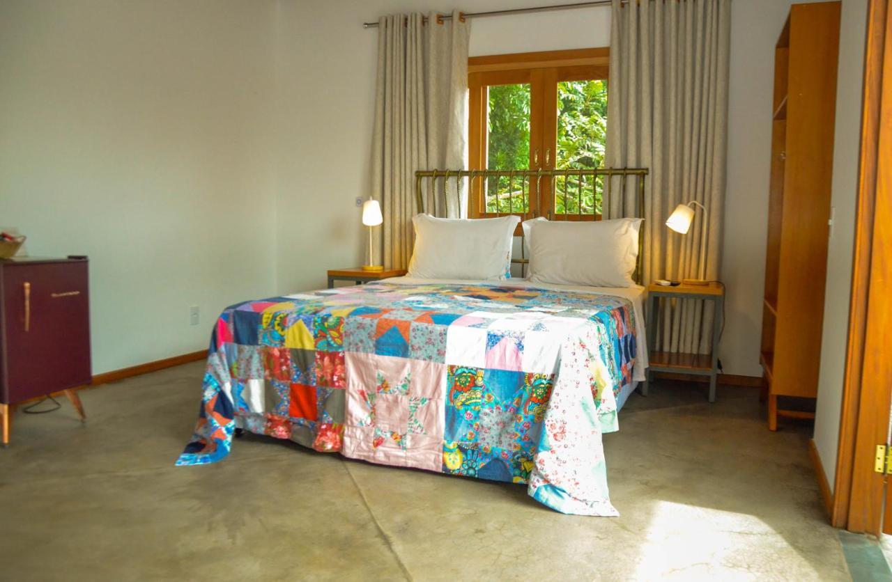 Quarto Duplo com Banheira de Hidromassagem