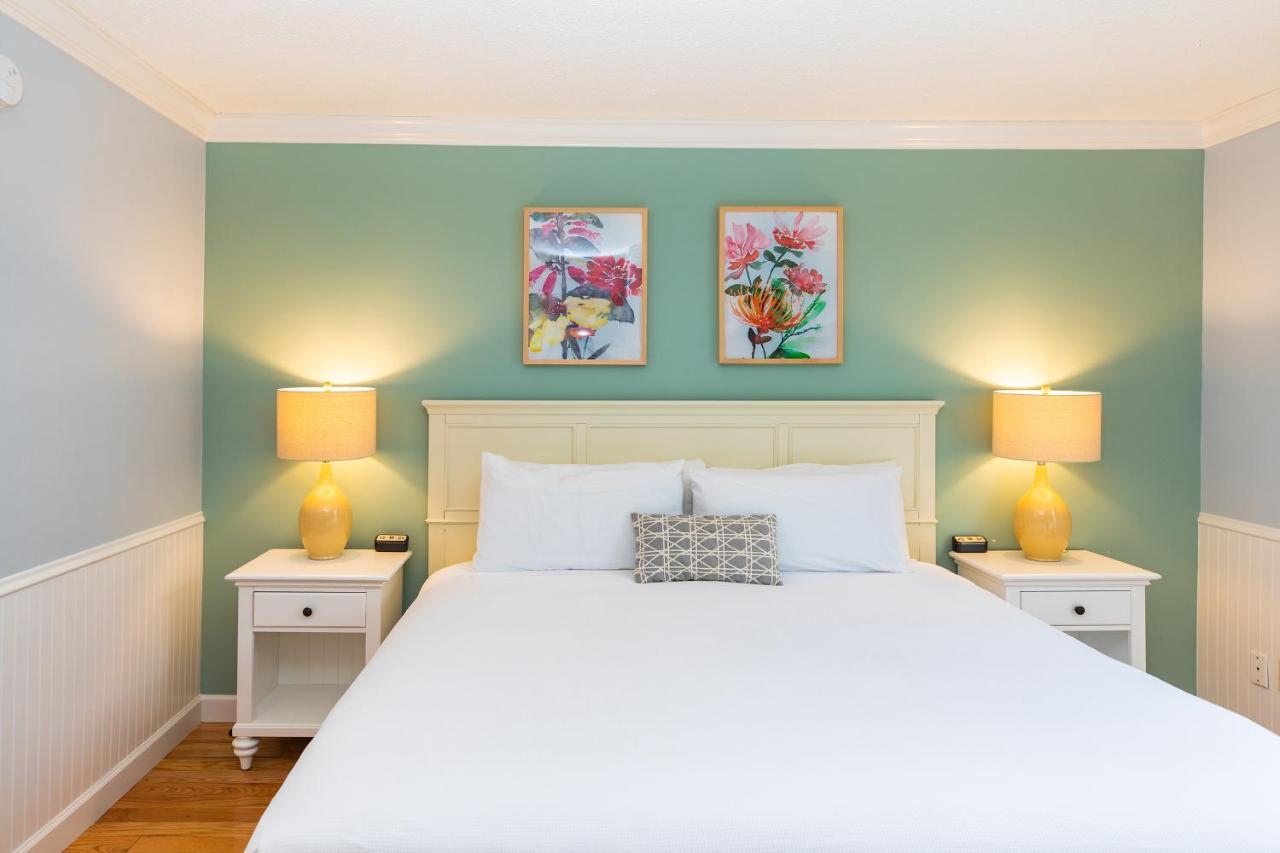Traditional King Room