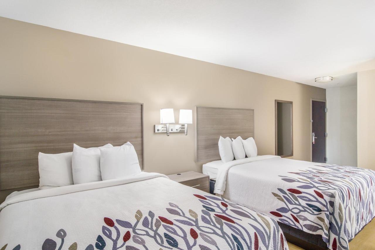 Deluxe Room with Two Queen Beds Non-Smoking