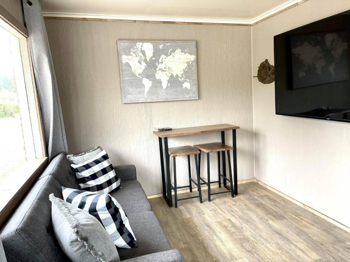 One-Bedroom Cottage