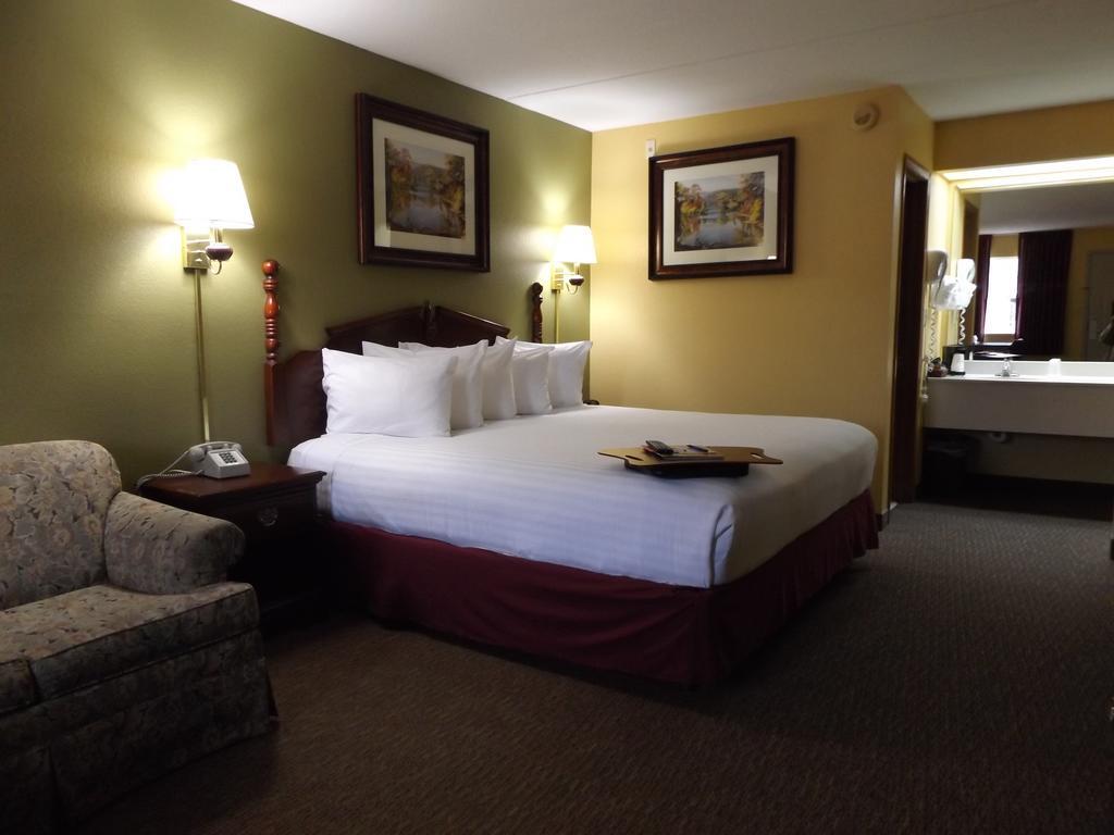 Premiere King Bed Select Ground Level