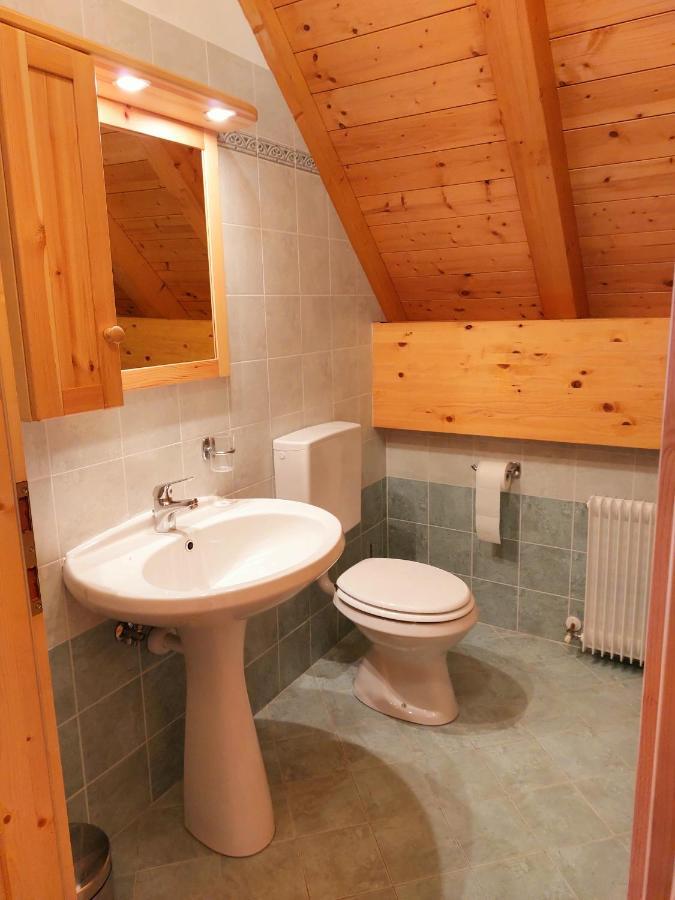 Camera Familiare con Bagno Privato