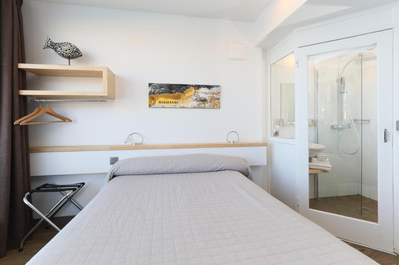 Small Double Room balcon sea view