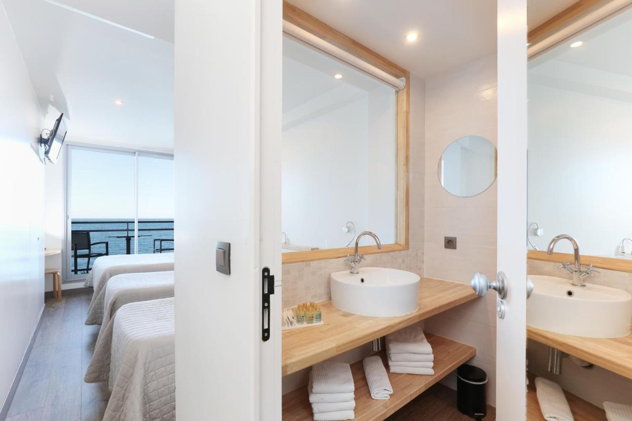 Triple Room Balcony Sea View