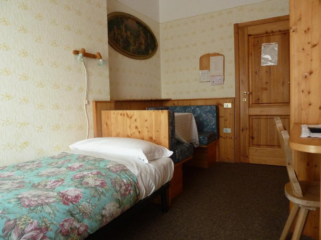 Single Room,1584451680:JPEG