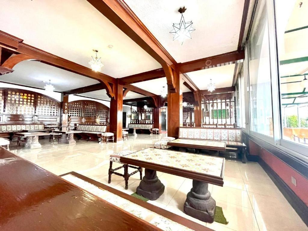Studio Balcony