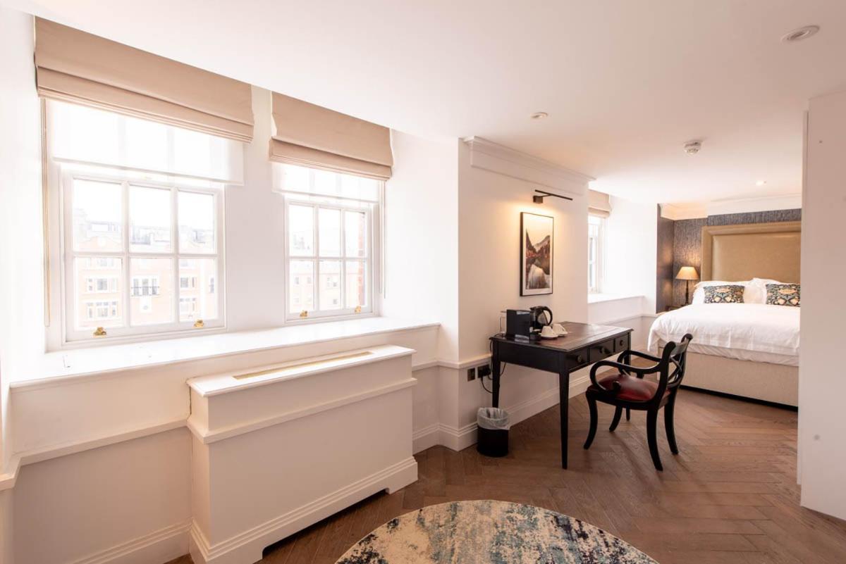 Deluxe Double Room with Bath
