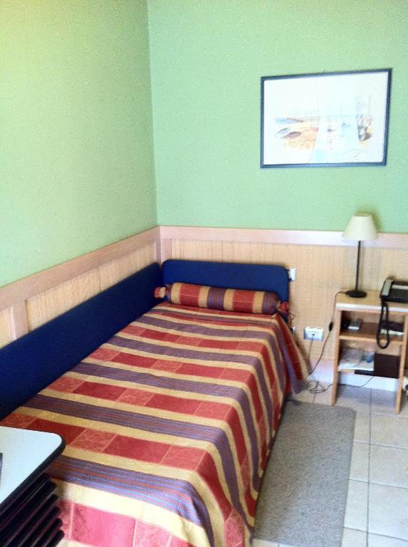 Single Room,1599654511:JPEG
