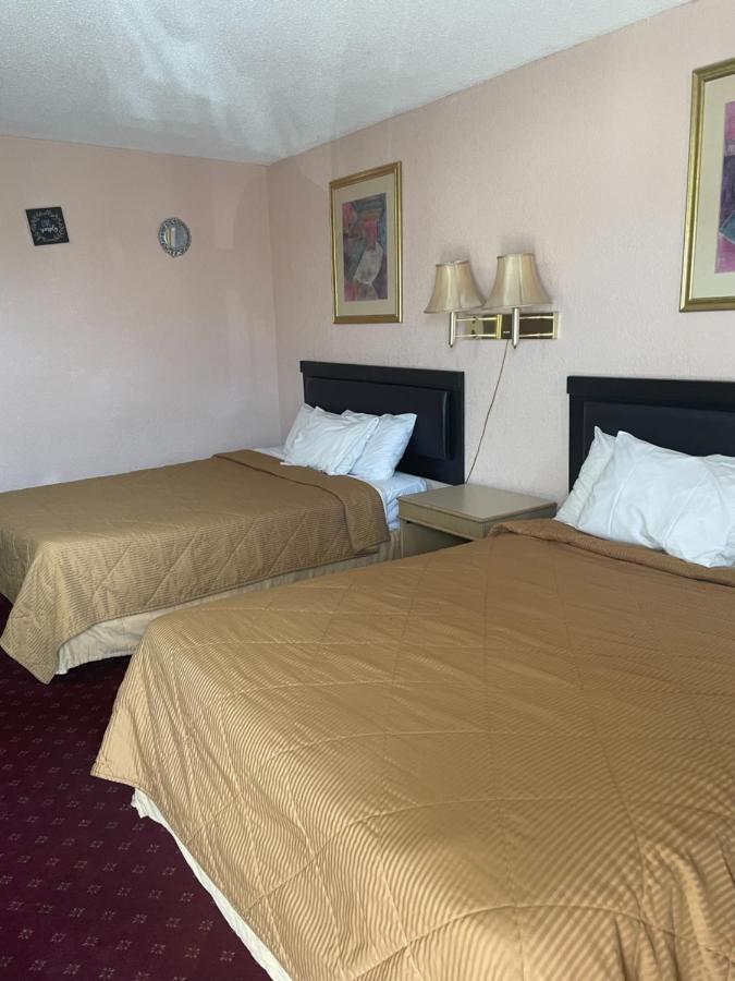 Queen Room with Two Queen Beds