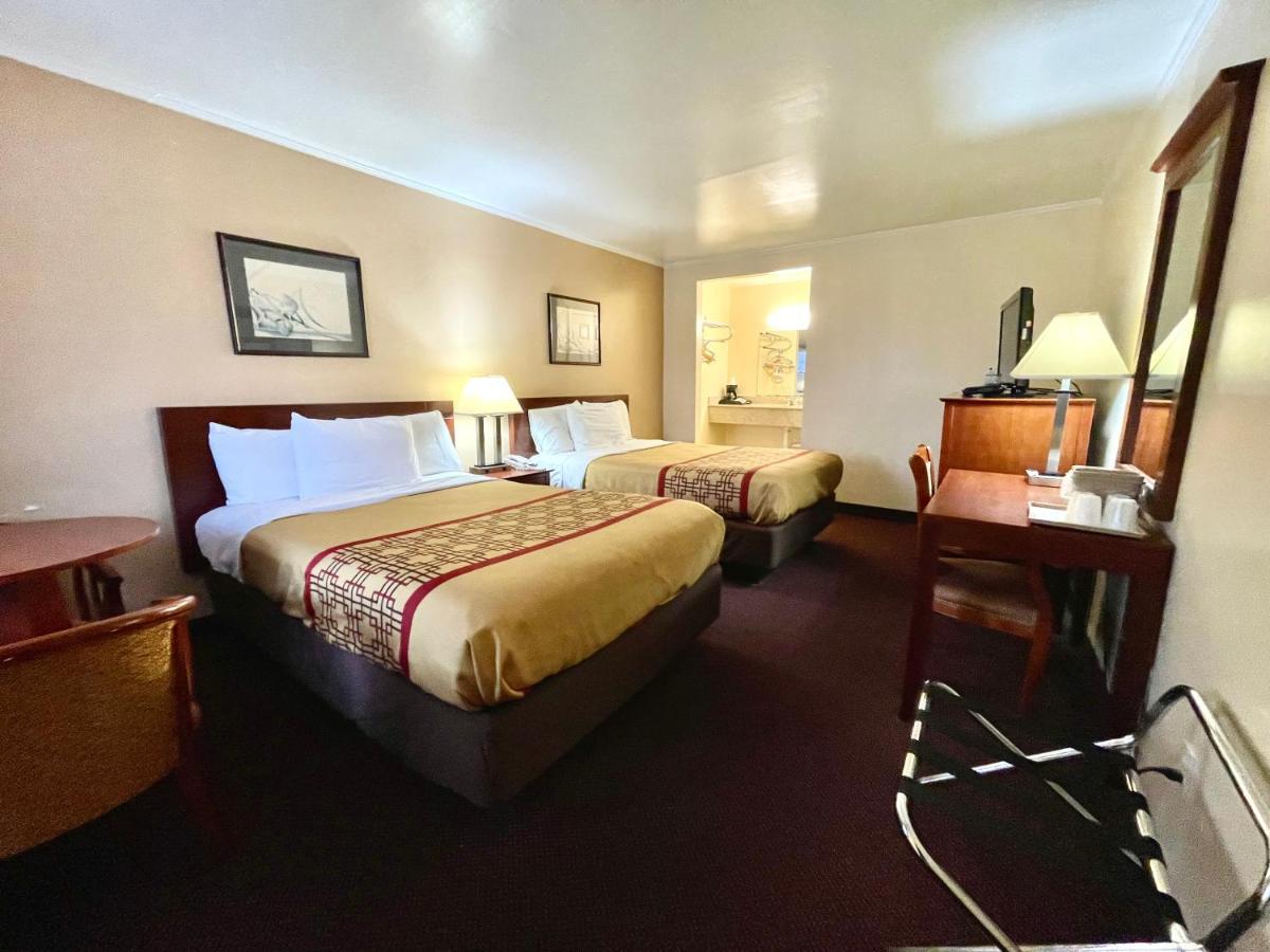 Double Room - Non-Smoking