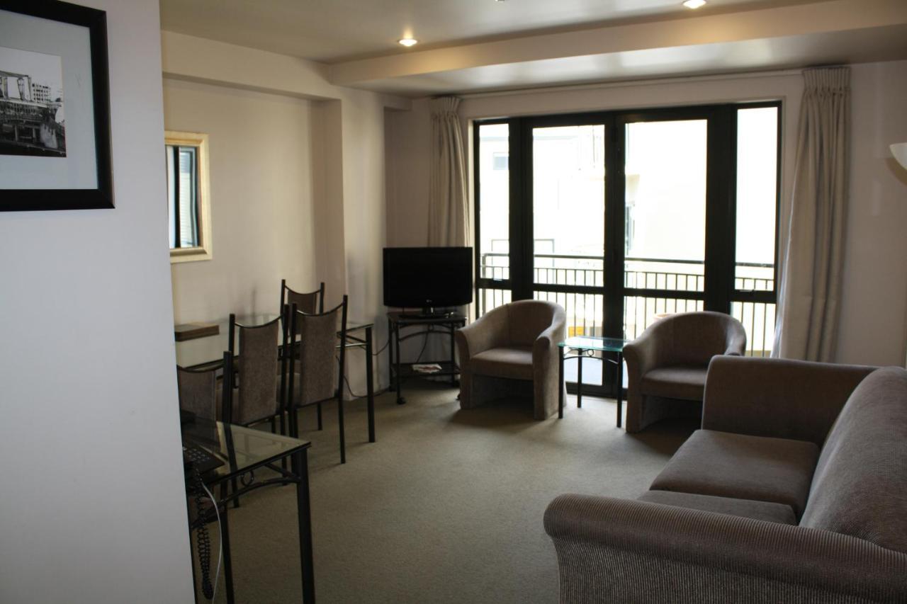 Two-Bedroom Suite,1203827110:JPEG