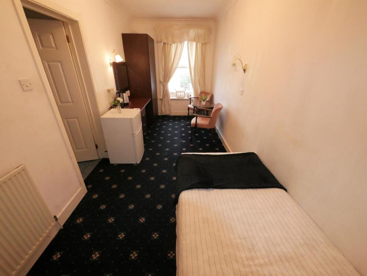Deluxe Single Room