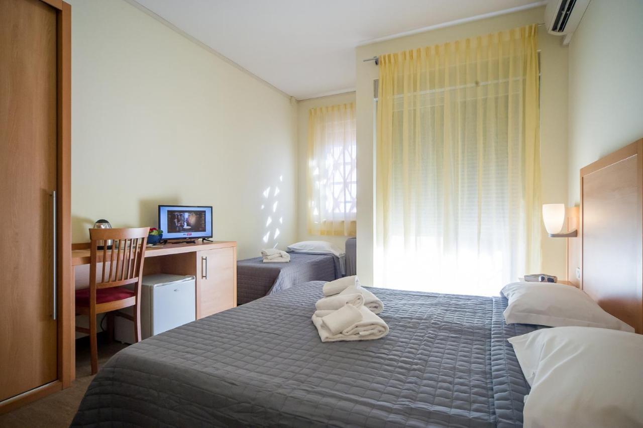 Triple Room,1201856053:JPEG