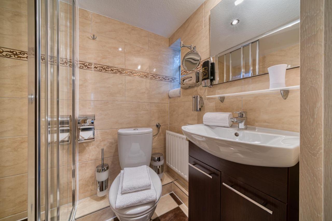 Economy Single Room