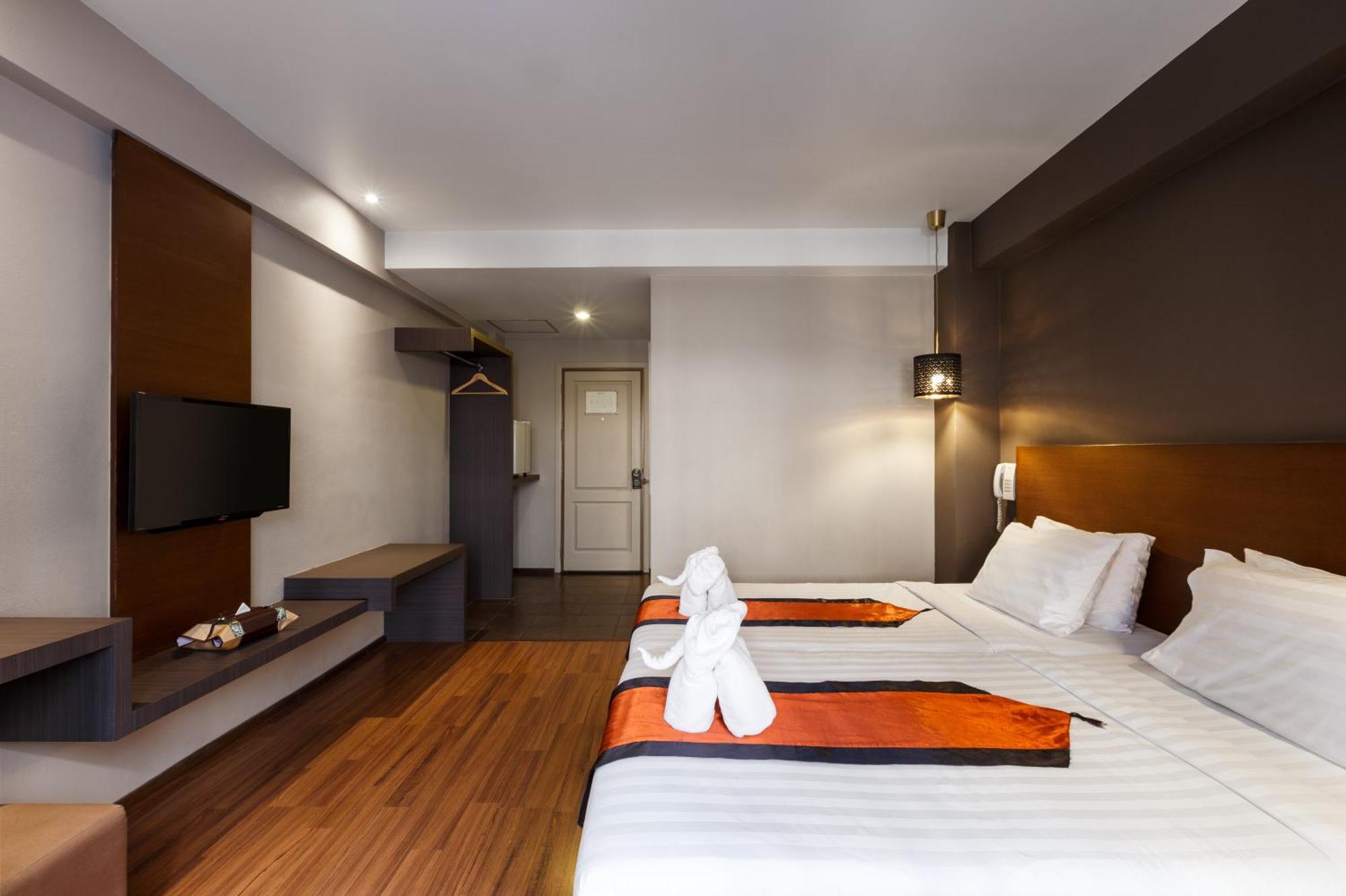 Superior Hot Deal No Airport Transfer