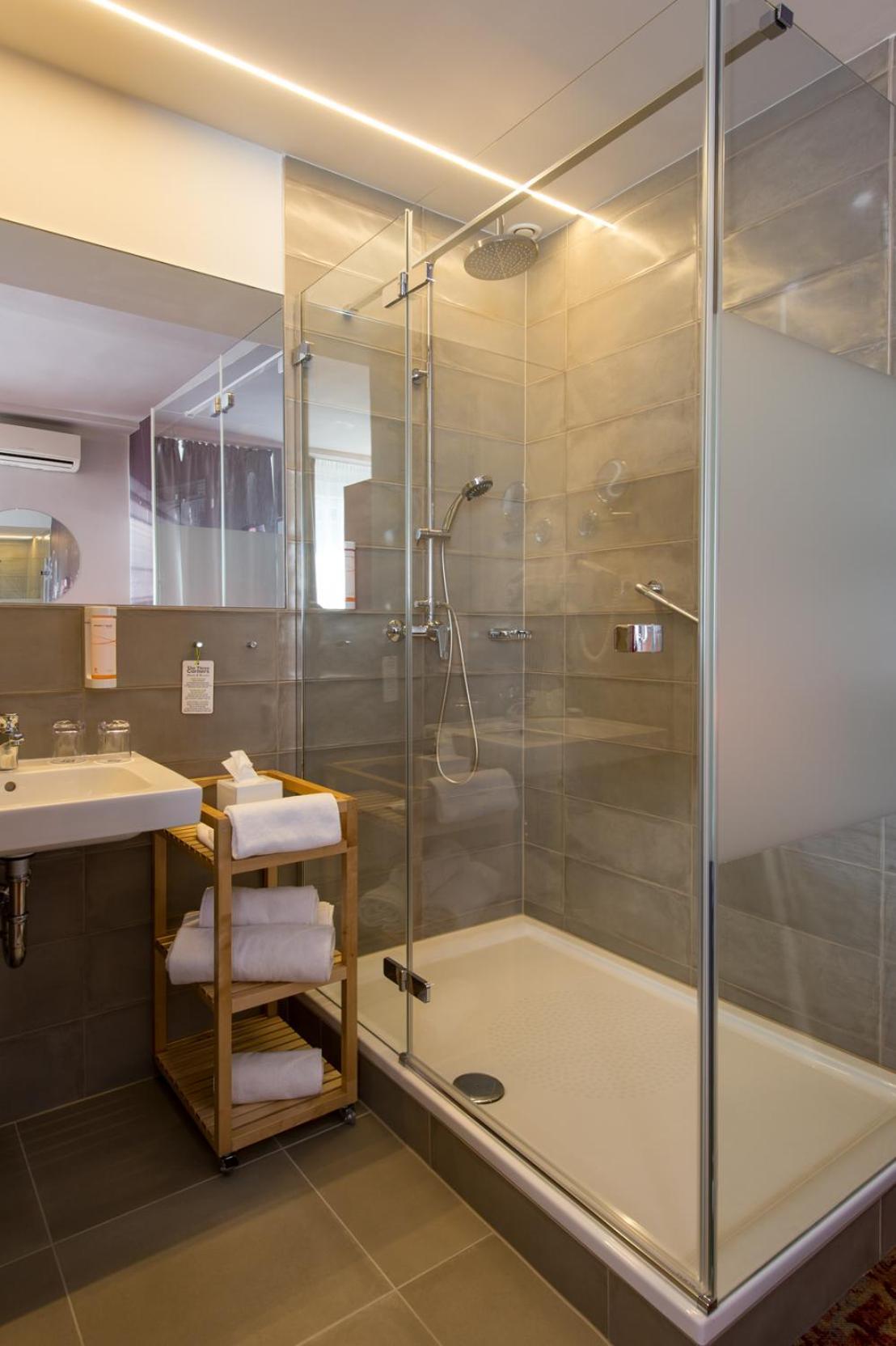 Superior Plus Room