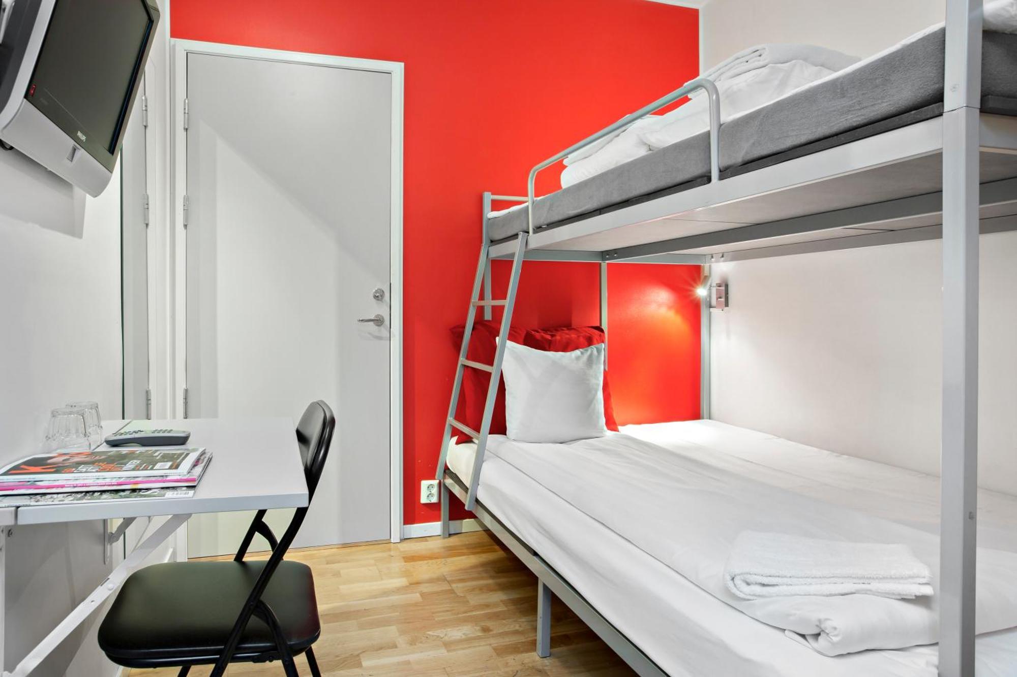 Twin Room with Shared Bathroom - No Window