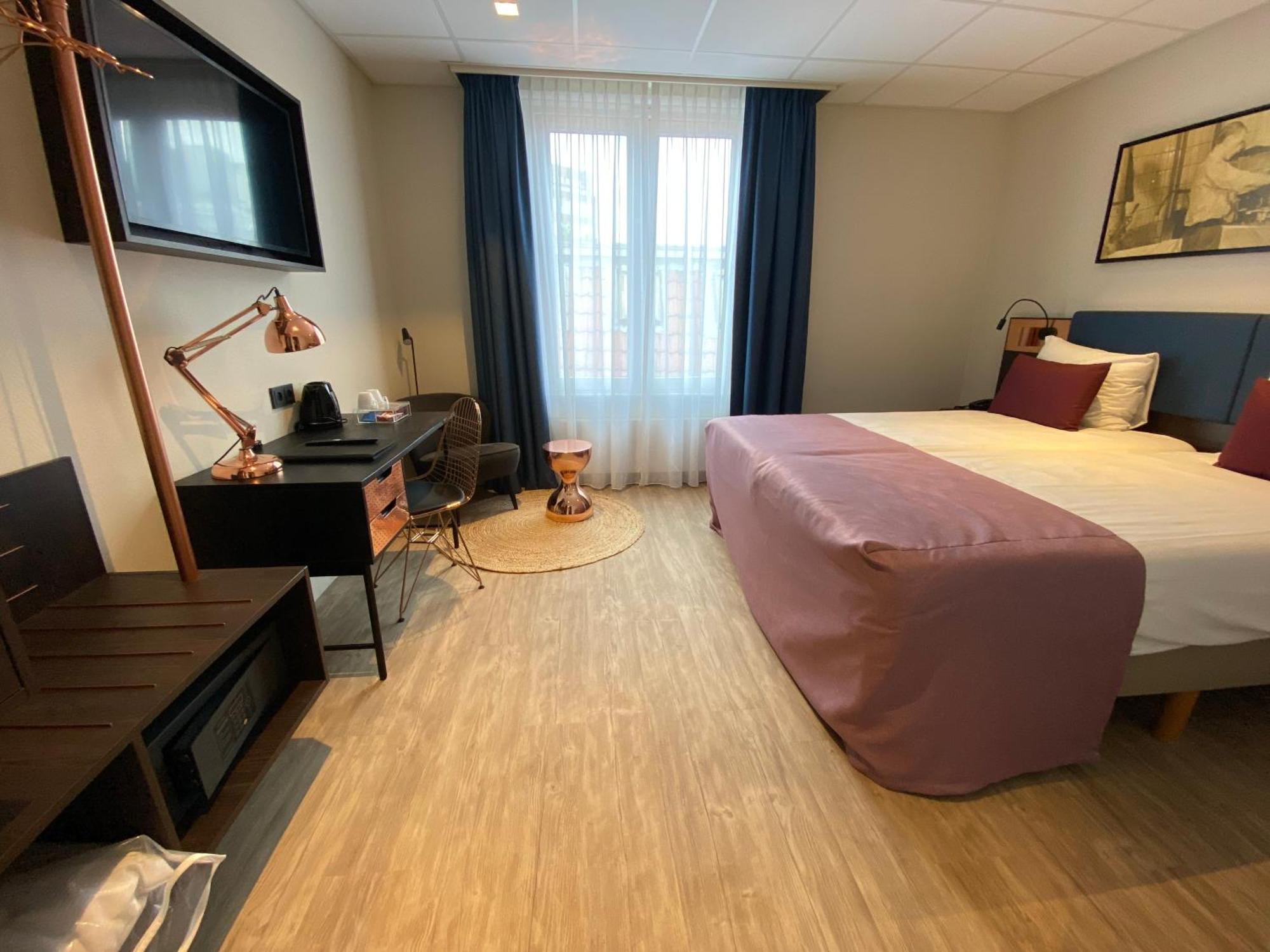 Twin Room,1210175791:JPEG