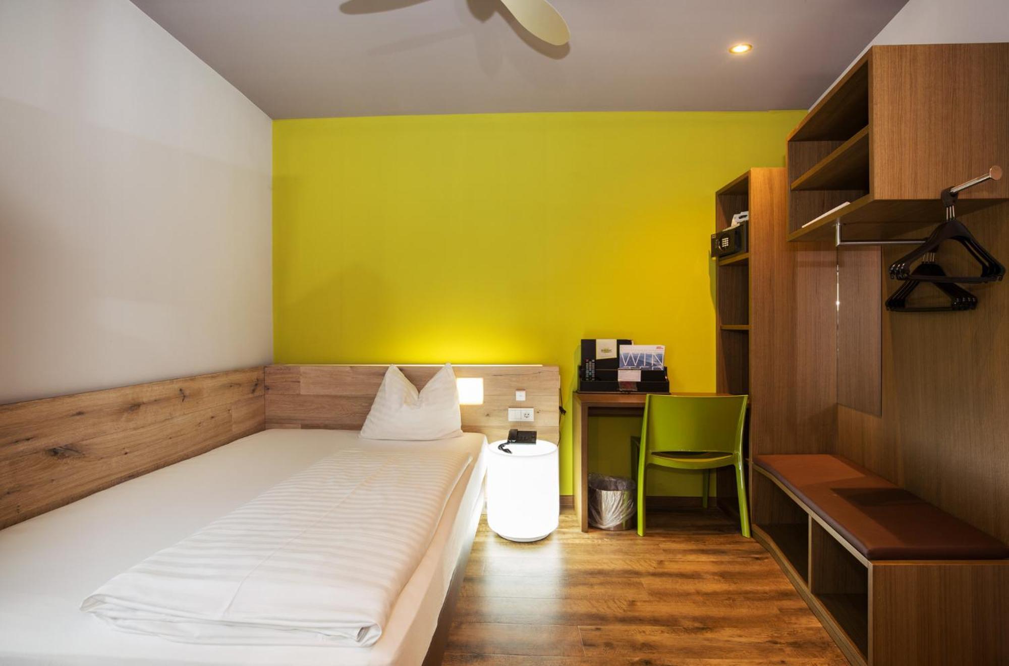 Single Room