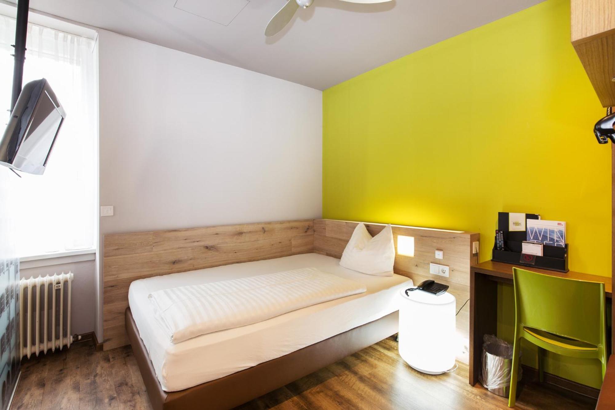 Single Room