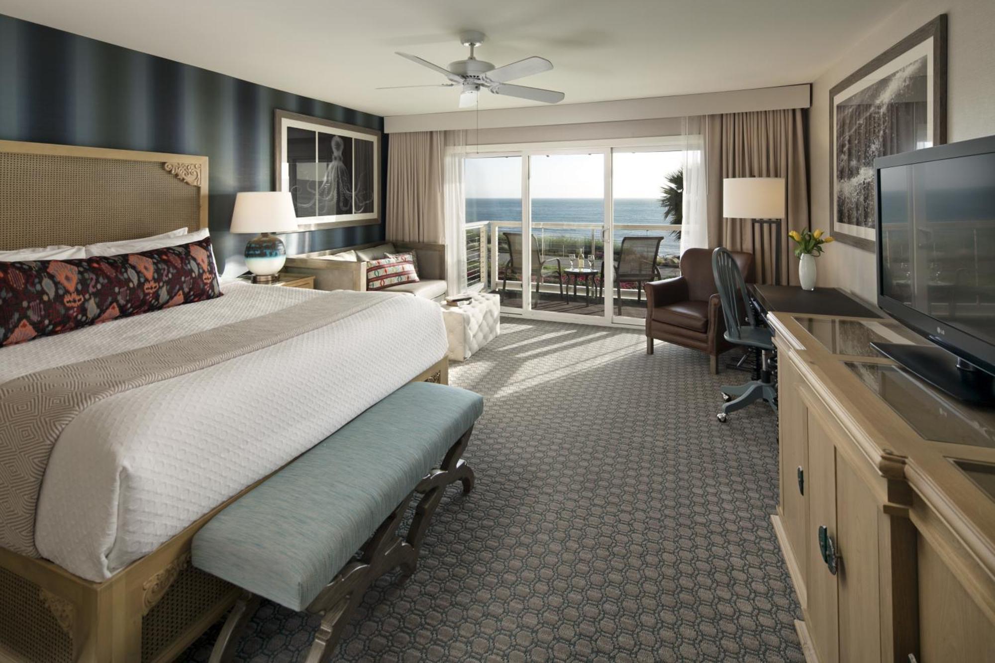 King Room Ocean View Balcony,202647076:JPEG