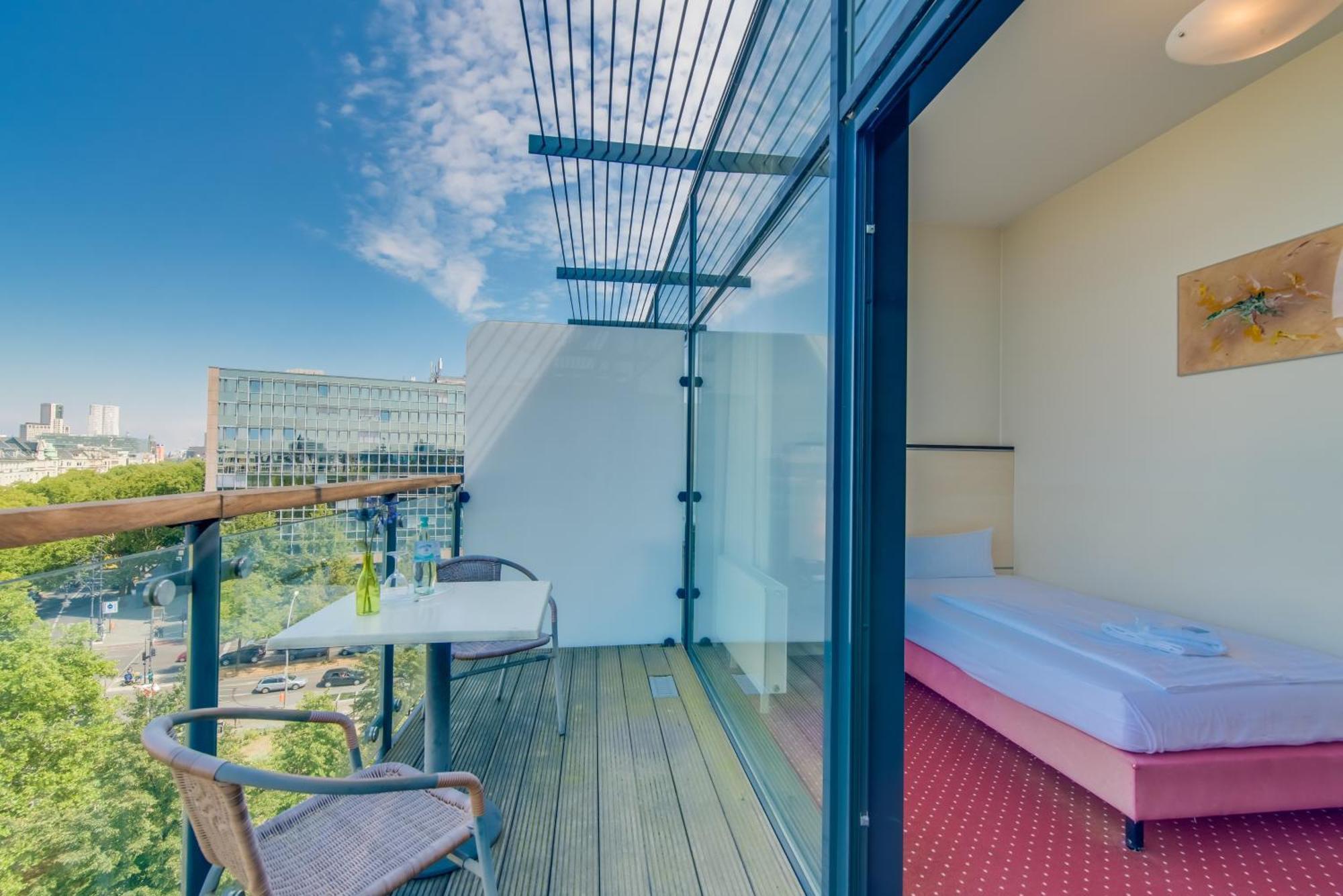 Single Room Terrace