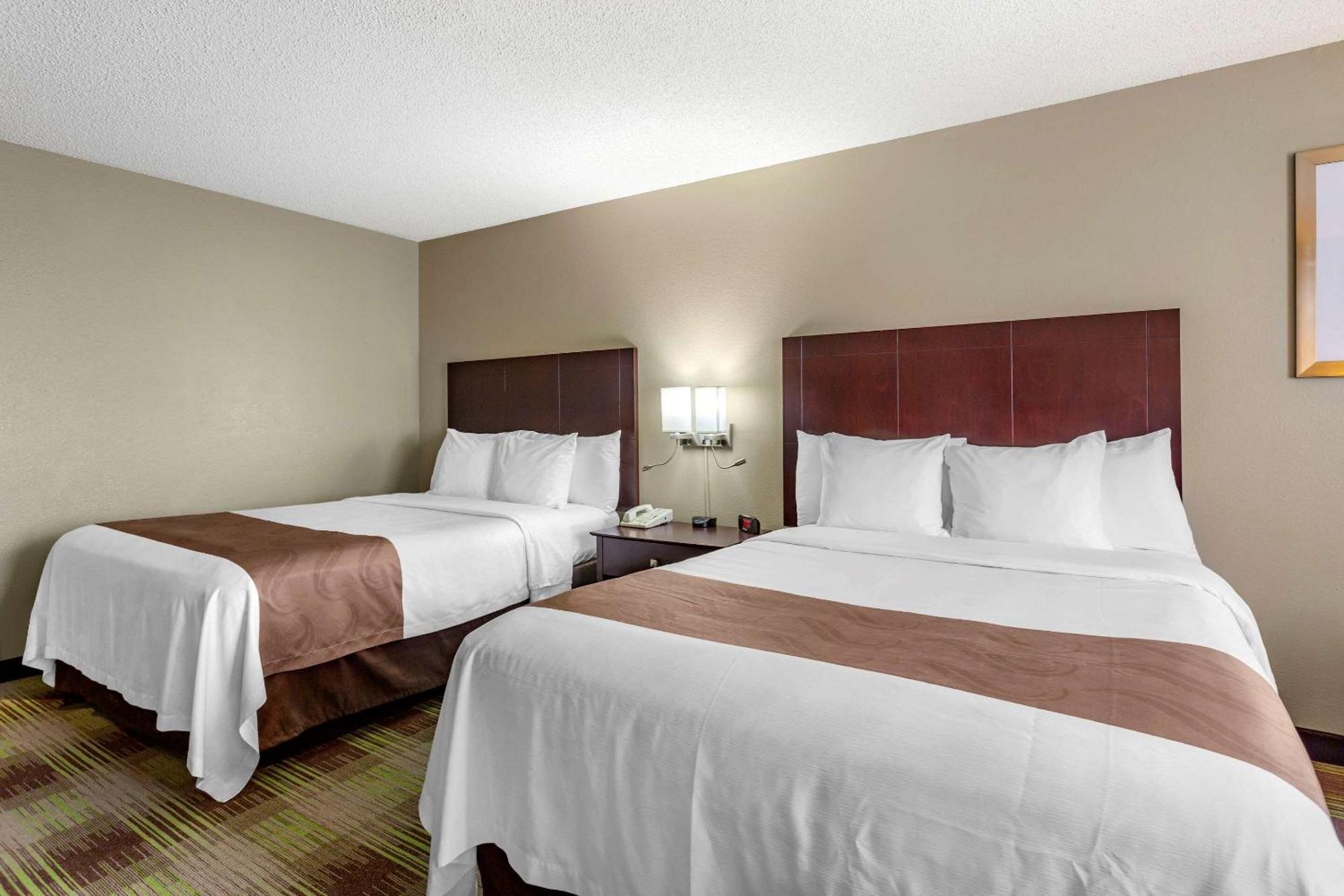 Queen Room with Two Queen Beds - Non-Smoking