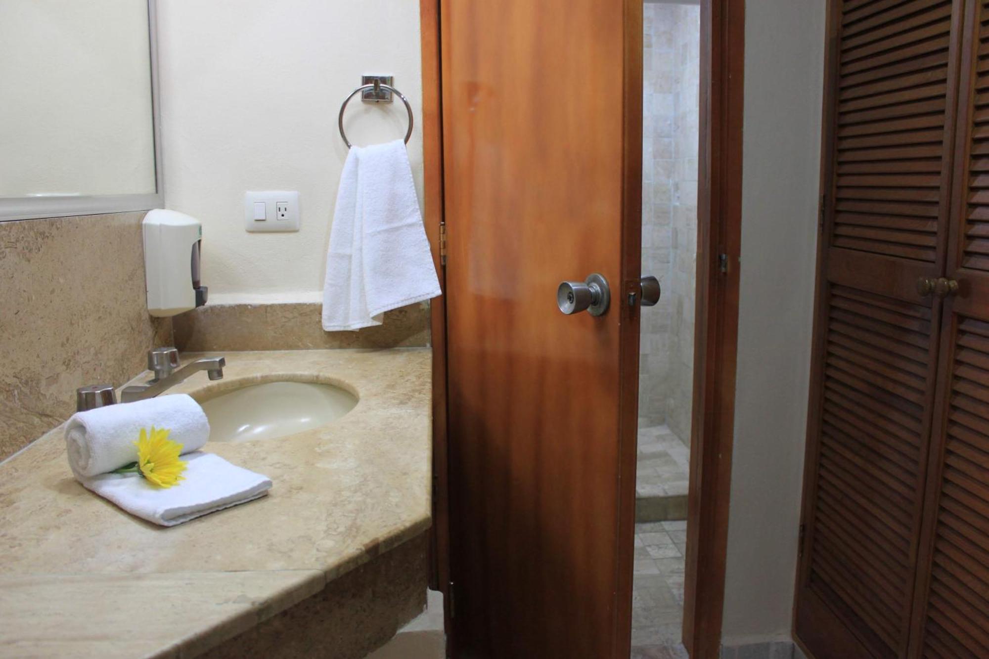 Two-Bedroom Suite,1214905678:JPEG