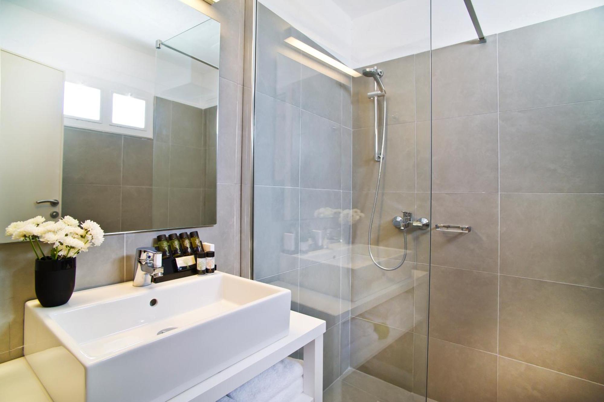 Superior Double or Twin Room,1662997594:JPEG