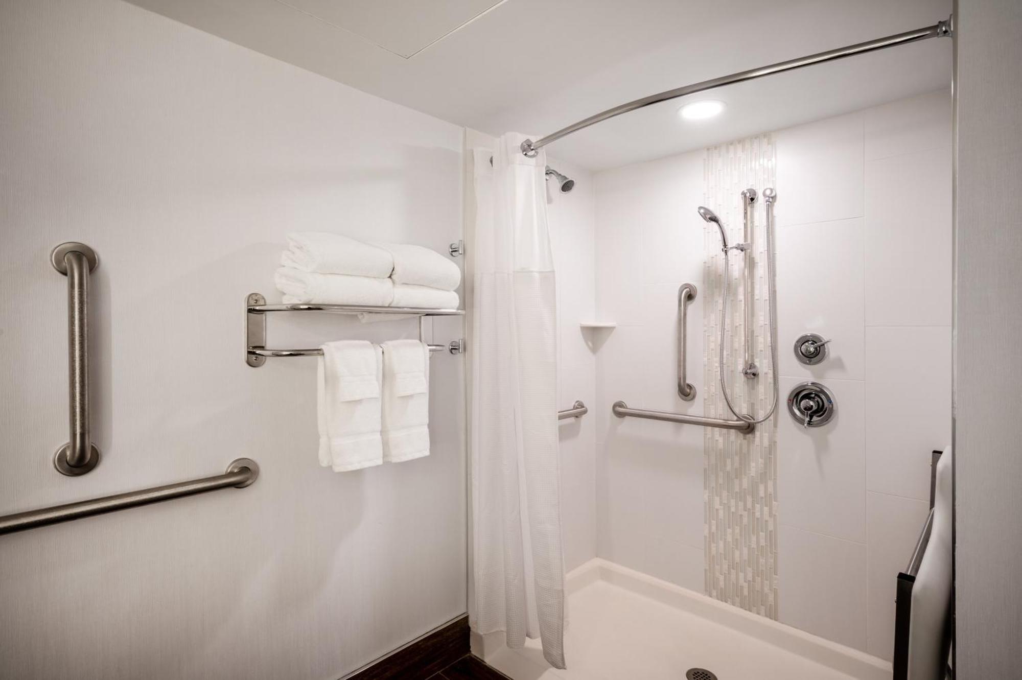 Queen Room Disability Access