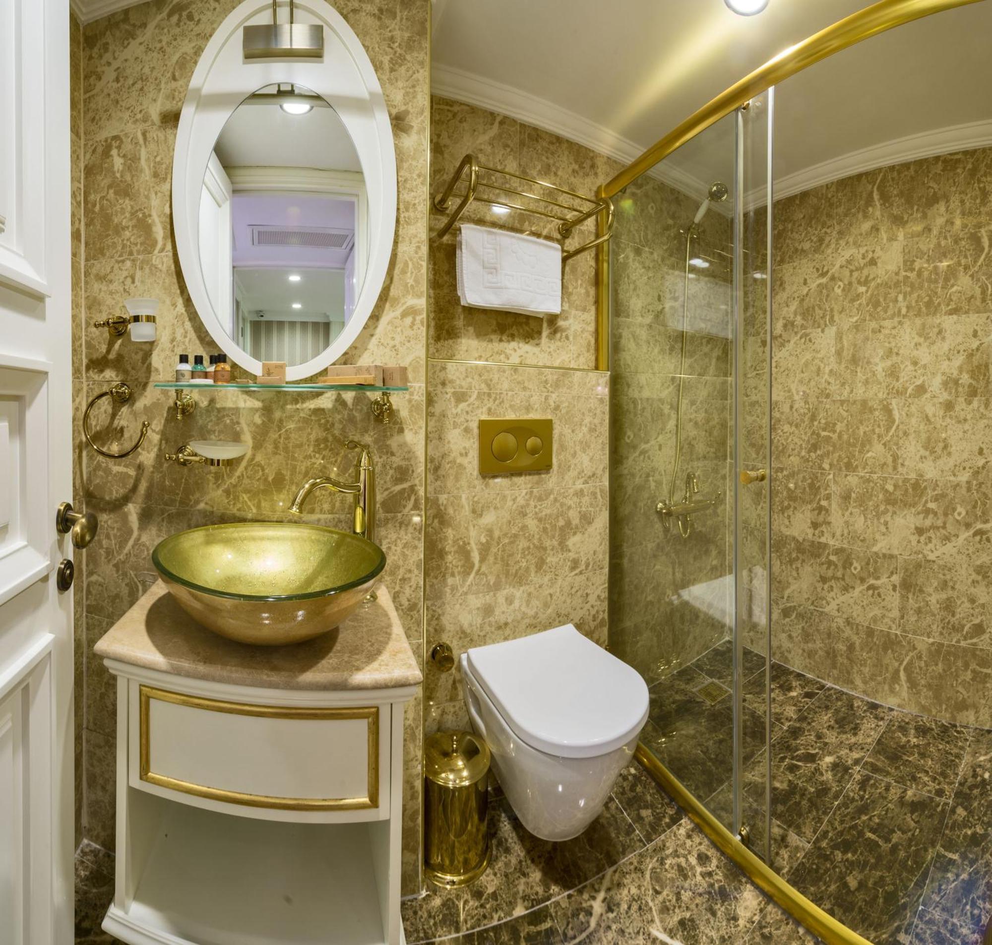 Superior Triple Room