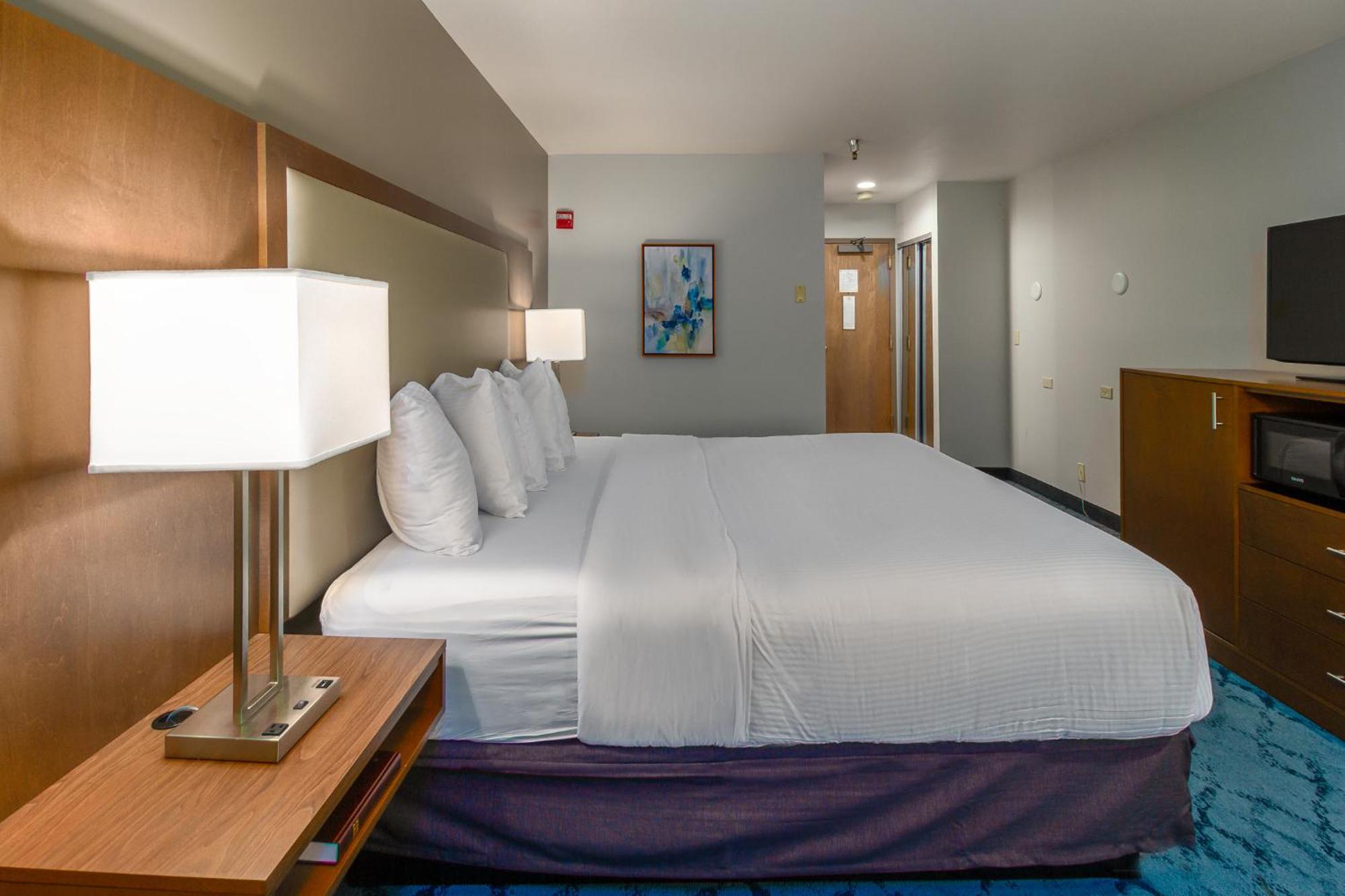 Standard King Room