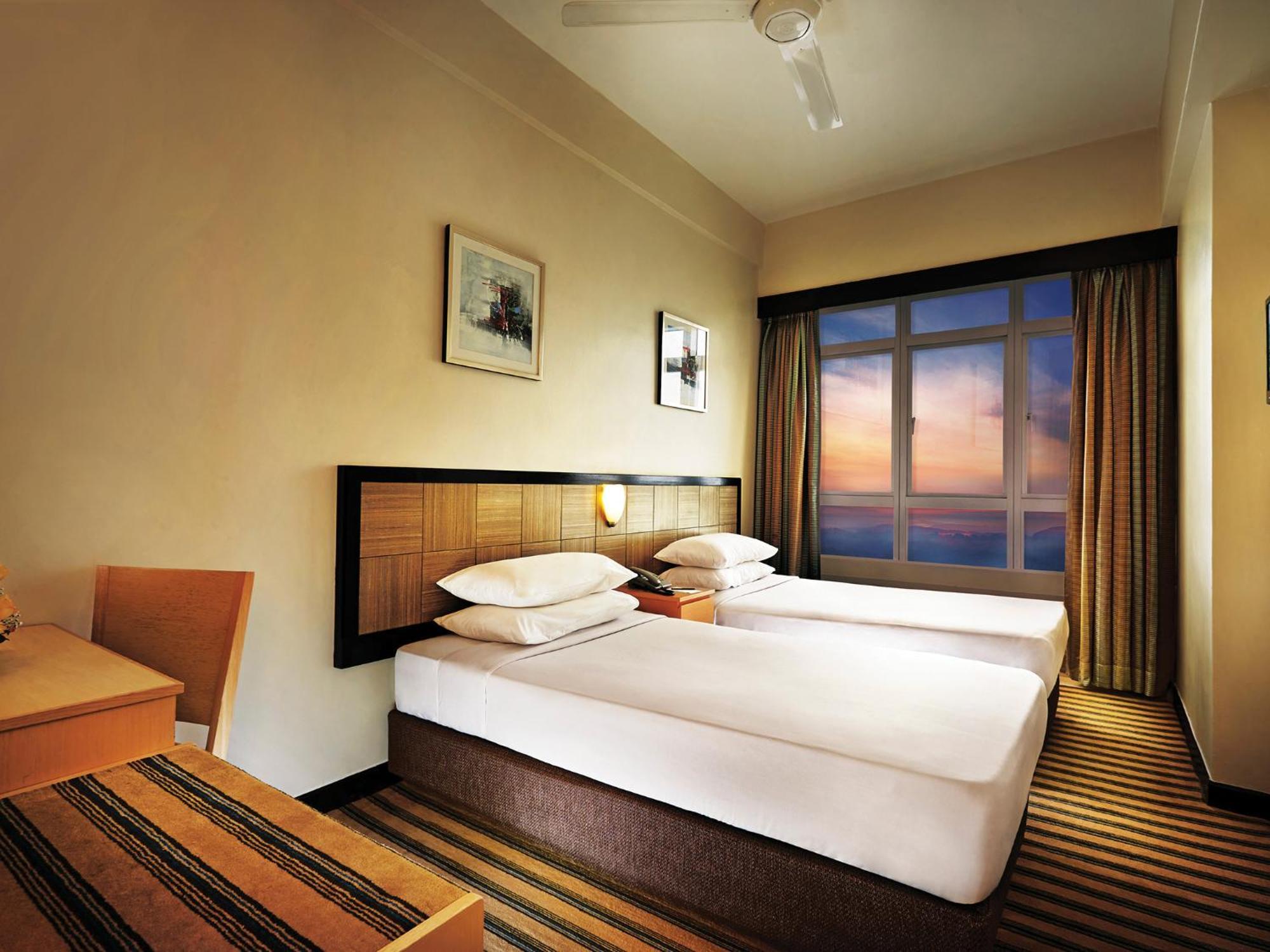 Quarto Standard com Cama de Casal ou 2 de Solteiro