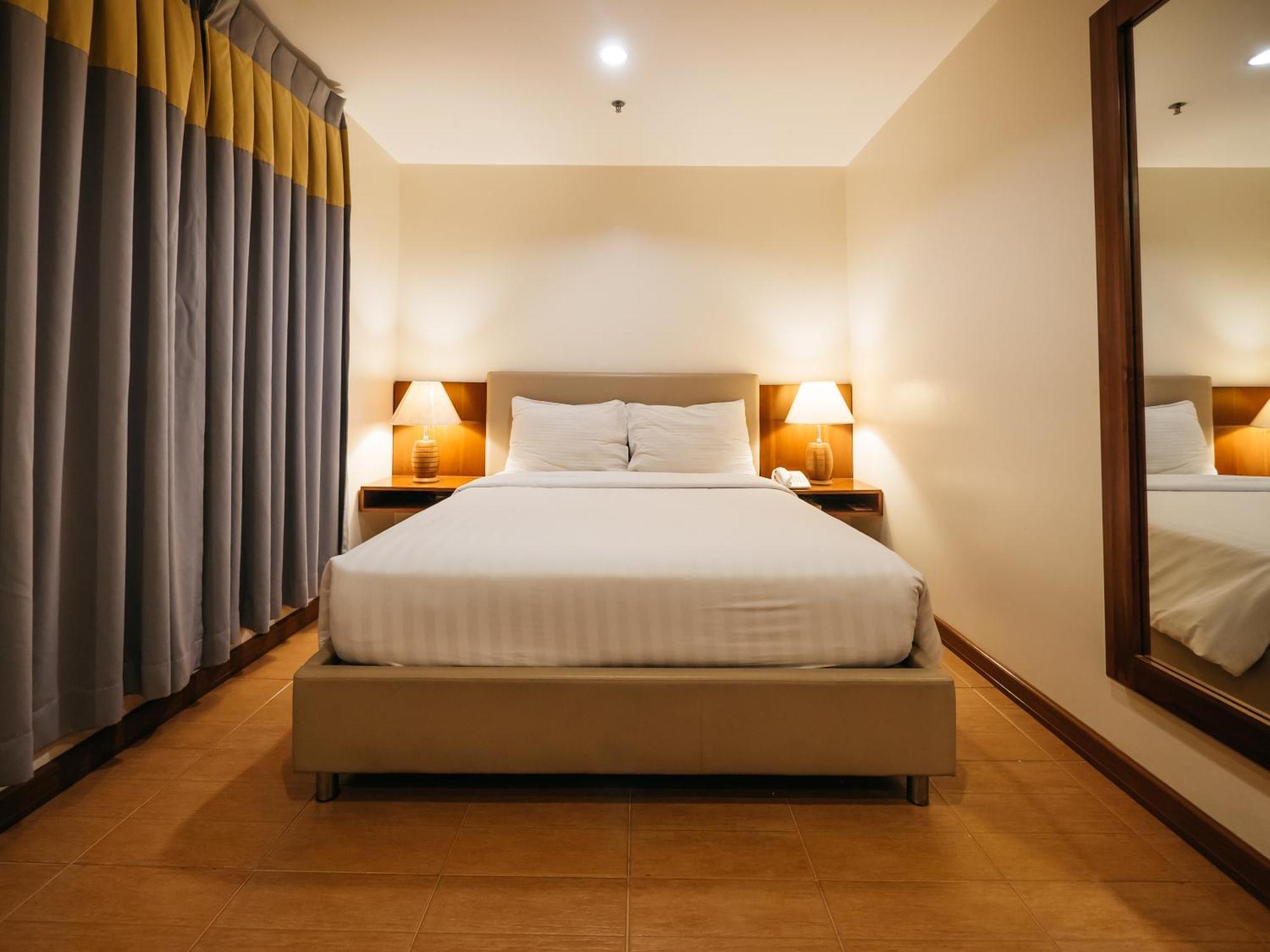 Superior Queen Room