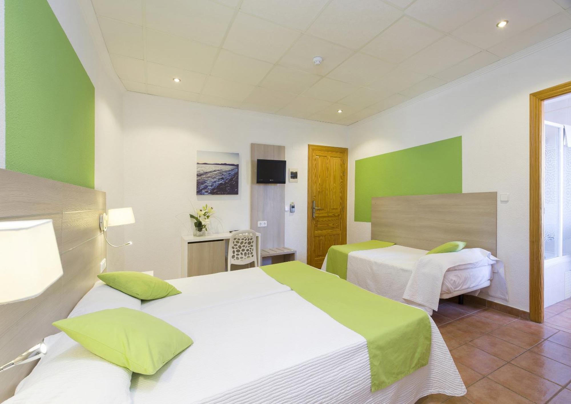 Triple Room,1226822084:JPEG