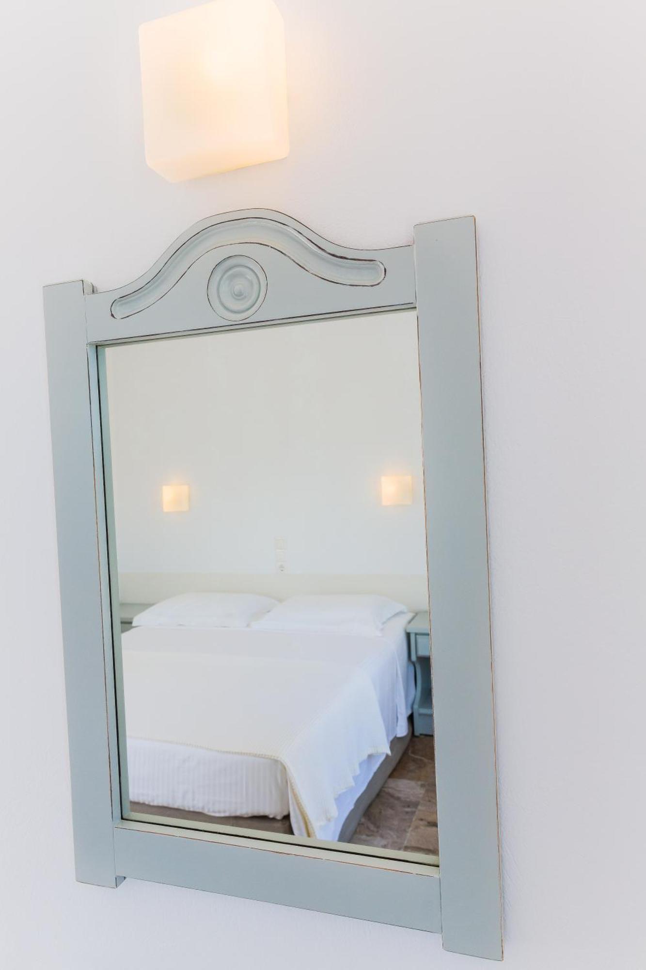 Economy Double or Twin Room,1351484722:JPEG