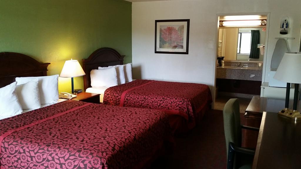Deluxe Double Room Two Double Beds Non-Smoking,1275445801:JPEG