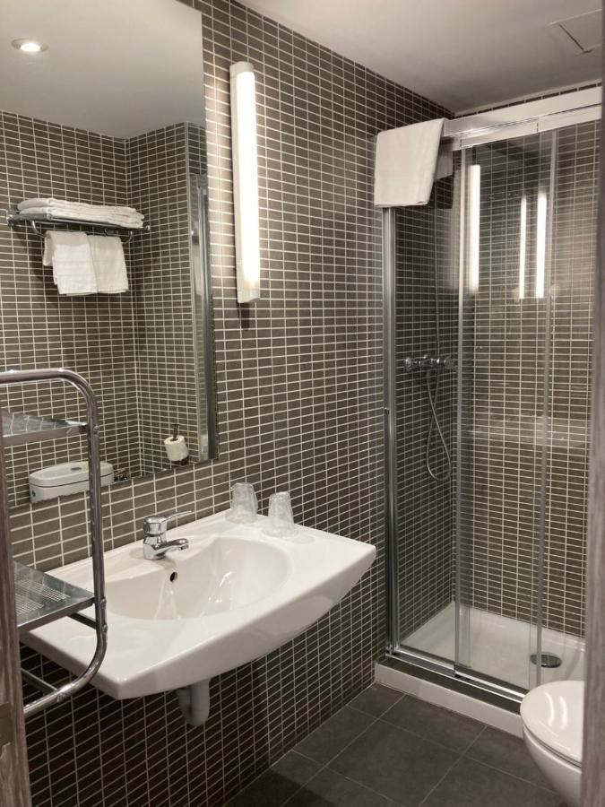 Triple Room,1498550782:JPEG