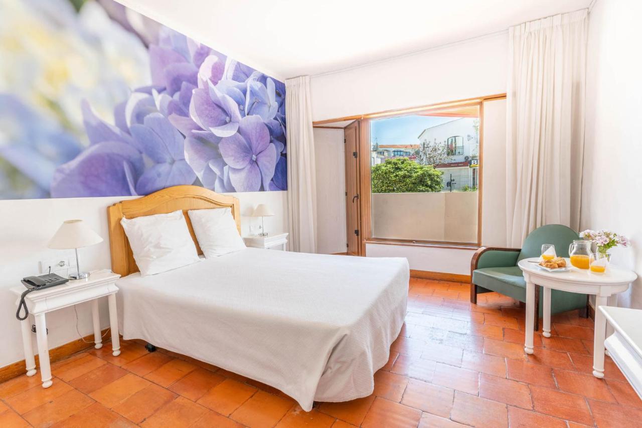 Twin Room with City View