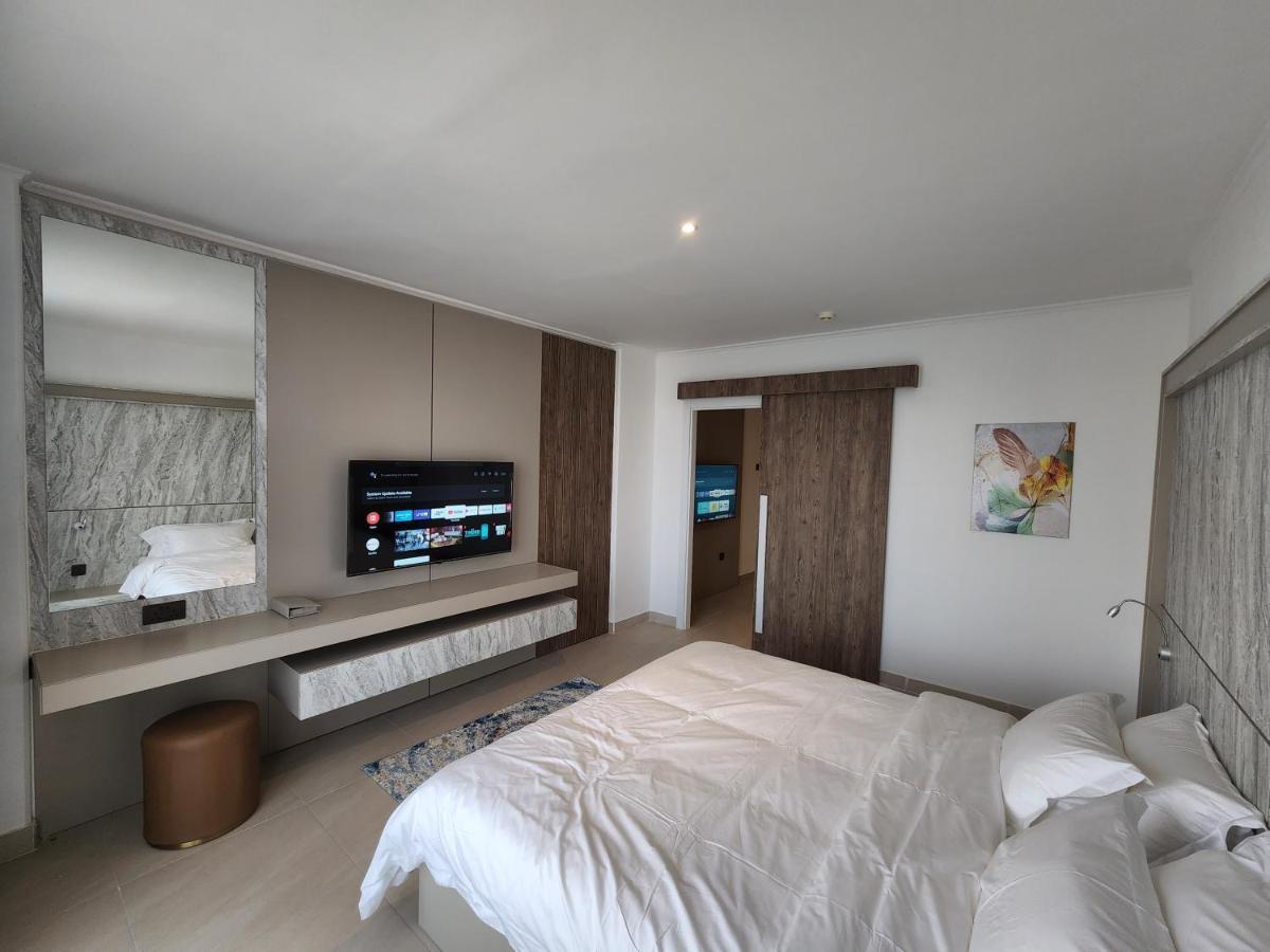 Suite with City View