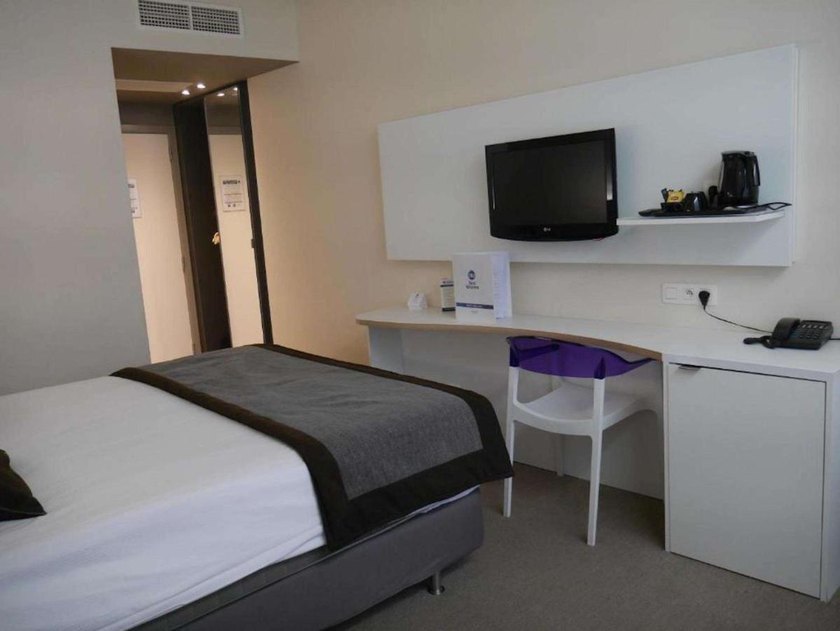 Single Room Single Bed,938439037:JPEG