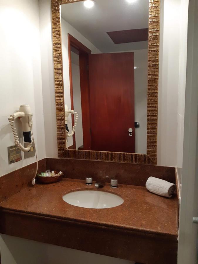 Quarto Superior com 2 Camas de Solteiro